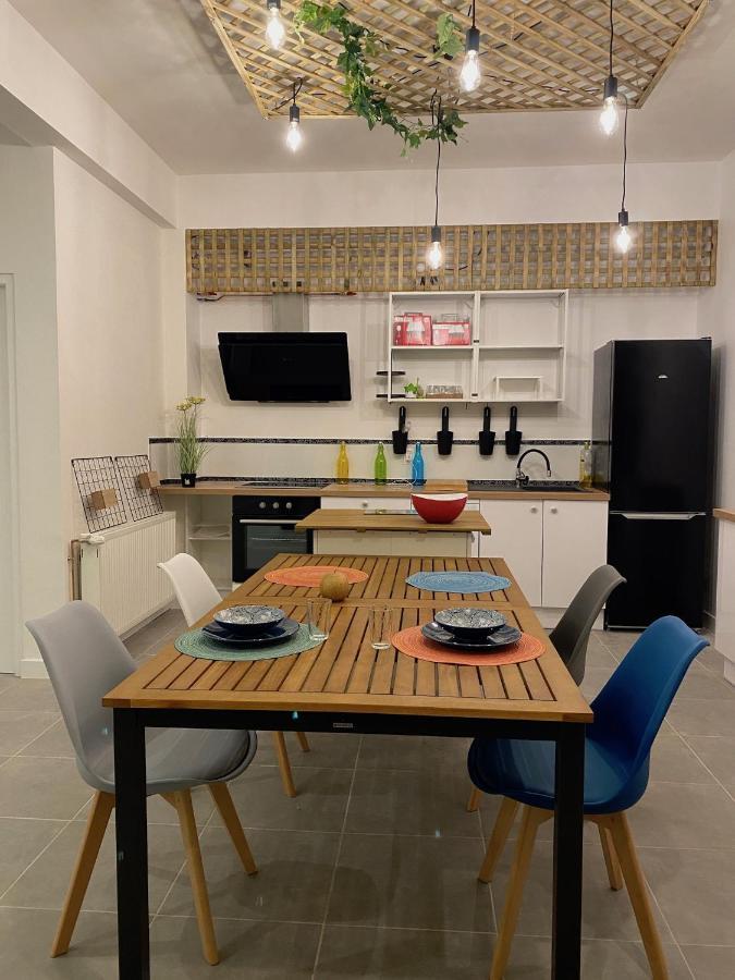 La Maison D'Angelique - Colocation Hoteliere A 150M Gare Tgv- Grande Cuisine Equipee & Salon - Fibre - Netflix Niort Exteriér fotografie