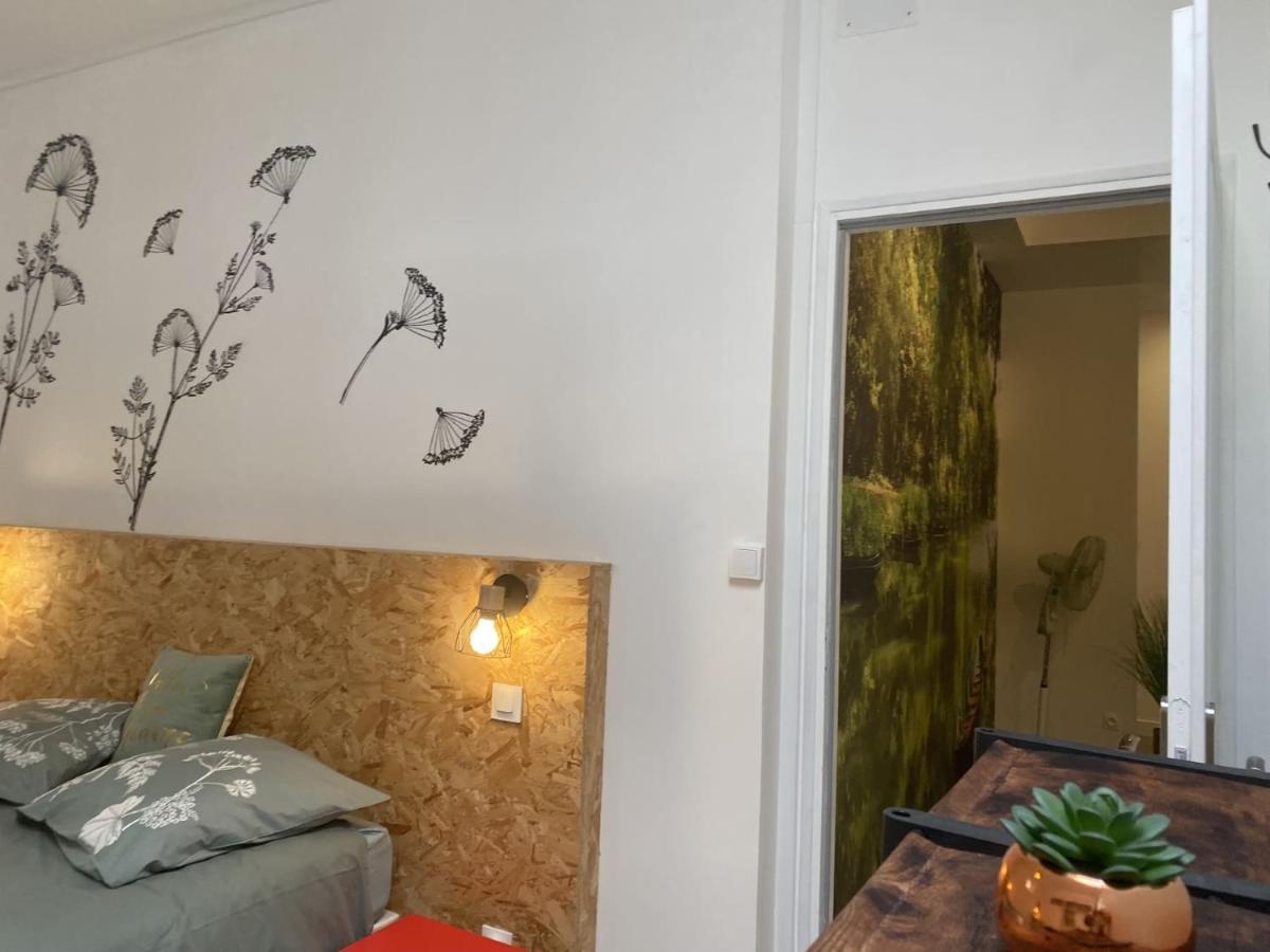 La Maison D'Angelique - Colocation Hoteliere A 150M Gare Tgv- Grande Cuisine Equipee & Salon - Fibre - Netflix Niort Exteriér fotografie